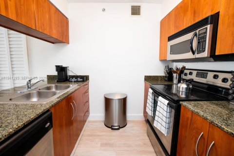 Condominio en venta en Miami, Florida, 3 dormitorios, 114.46 m2 № 2152724 - foto 5