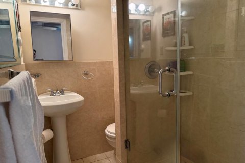 Condominio en venta en Pembroke Pines, Florida, 1 dormitorio, 75.34 m2 № 2185283 - foto 7