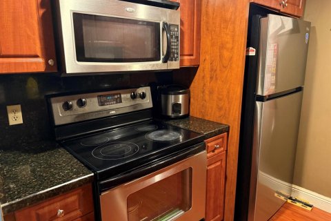 Condominio en venta en Pembroke Pines, Florida, 1 dormitorio, 75.34 m2 № 2185283 - foto 3