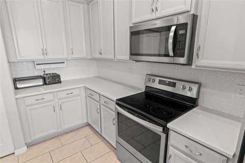 House in Palm Coast, Florida 3 bedrooms, 170.29 sq.m. № 1778348 - photo 26