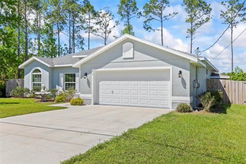 House in Palm Coast, Florida 3 bedrooms, 170.29 sq.m. № 1778348 - photo 2