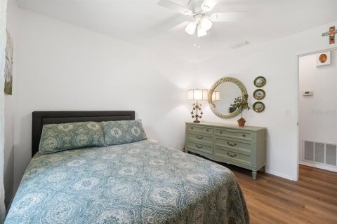 House in Edgewater, Florida 3 bedrooms, 119.84 sq.m. № 1614886 - photo 16