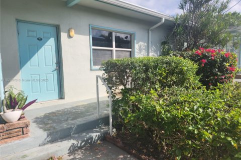 Condominio en venta en Miami Beach, Florida, 1 dormitorio, 63.17 m2 № 1937636 - foto 6