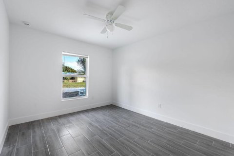Villa ou maison à louer à Stuart, Floride: 3 chambres, 108.42 m2 № 2168860 - photo 14