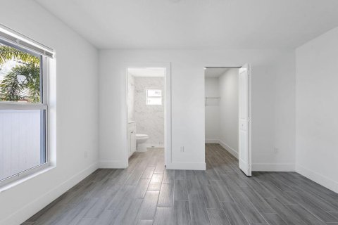Villa ou maison à louer à Stuart, Floride: 3 chambres, 108.42 m2 № 2168860 - photo 18