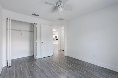 Villa ou maison à louer à Stuart, Floride: 3 chambres, 108.42 m2 № 2168860 - photo 15