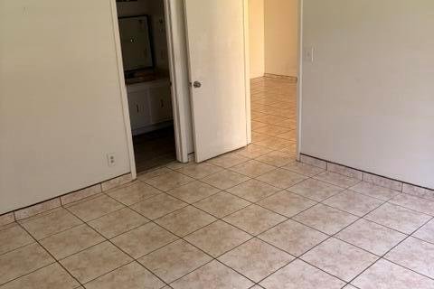 Condo in Margate, Florida, 2 bedrooms № 2083805 - photo 20