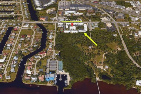 Townhouse in Punta Gorda, Florida 2 bedrooms, 111.3 sq.m. № 1546607 - photo 30