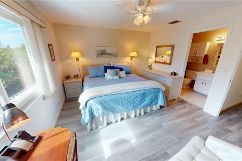 Townhouse in Punta Gorda, Florida 2 bedrooms, 111.3 sq.m. № 1546607 - photo 16