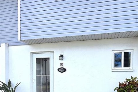 Townhouse in Punta Gorda, Florida 2 bedrooms, 111.3 sq.m. № 1546607 - photo 1