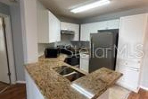 Condominio en alquiler en Lake Mary, Florida, 3 dormitorios, 102.19 m2 № 2116404 - foto 9