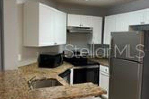Condominio en alquiler en Lake Mary, Florida, 3 dormitorios, 102.19 m2 № 2116404 - foto 8