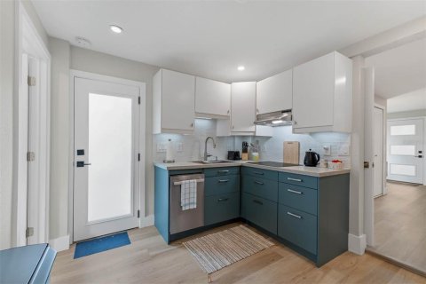 Villa ou maison à louer à Orlando, Floride: 2 chambres, 74.32 m2 № 2434869 - photo 16