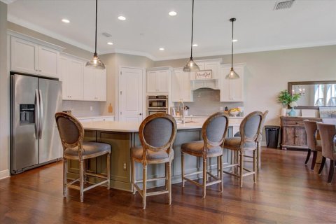 Casa en alquiler en Tampa, Florida, 4 dormitorios, 318.84 m2 № 2116288 - foto 10