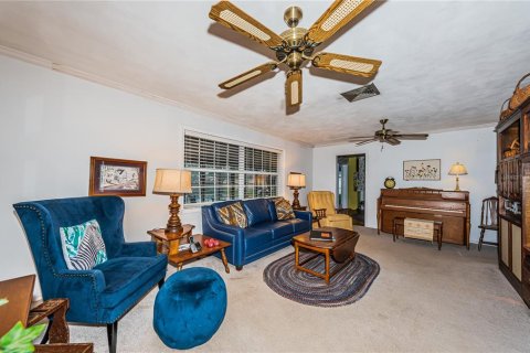 Casa en venta en Saint Petersburg, Florida, 3 dormitorios, 153.29 m2 № 1898773 - foto 16
