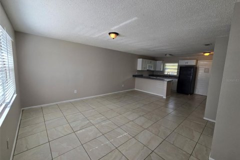 Apartamento en alquiler en Eatonville, Florida, 2 dormitorios, 78.04 m2 № 2210335 - foto 3