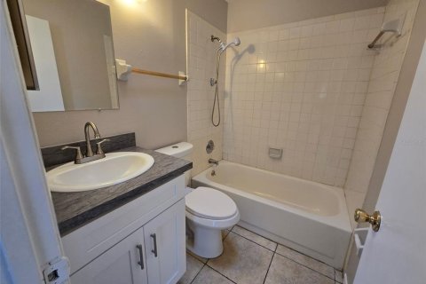 Apartamento en alquiler en Eatonville, Florida, 2 dormitorios, 78.04 m2 № 2210335 - foto 7