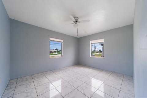 Casa en venta en Port Charlotte, Florida, 3 dormitorios, 160.35 m2 № 1842133 - foto 29