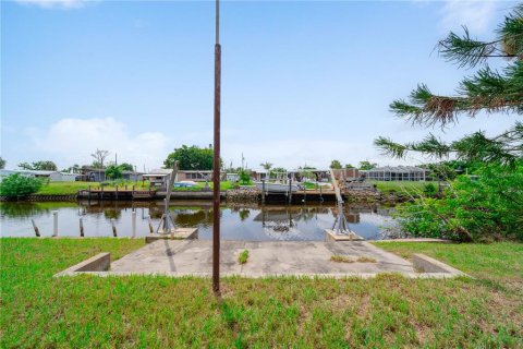 Casa en venta en Port Charlotte, Florida, 3 dormitorios, 160.35 m2 № 1842133 - foto 18