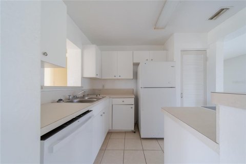 Casa en venta en Port Charlotte, Florida, 3 dormitorios, 160.35 m2 № 1842133 - foto 14