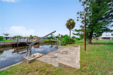 Casa en venta en Port Charlotte, Florida, 3 dormitorios, 160.35 m2 № 1842133 - foto 19