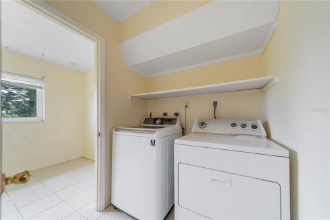 Casa en venta en Port Charlotte, Florida, 3 dormitorios, 160.35 m2 № 1842133 - foto 9