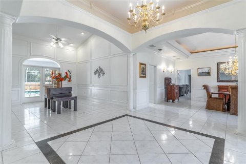 House in Merrit Island, Florida 5 bedrooms, 493.13 sq.m. № 1873660 - photo 11