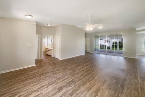 Casa en venta en Leesburg, Florida, 2 dormitorios, 126.63 m2 № 1881449 - foto 10