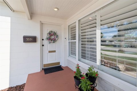 House in Saint Petersburg, Florida 2 bedrooms, 94.67 sq.m. № 2405111 - photo 10