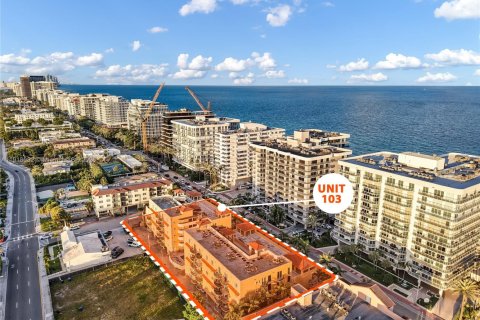 Condominio en venta en Surfside, Florida, 1 dormitorio, 67.82 m2 № 1972963 - foto 3