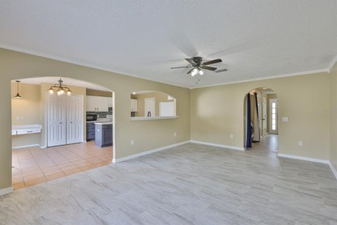House in Riverview, Florida 4 bedrooms, 180.69 sq.m. № 1879246 - photo 11