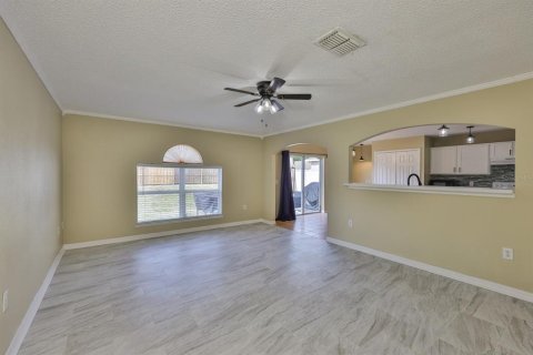 House in Riverview, Florida 4 bedrooms, 180.69 sq.m. № 1879246 - photo 9