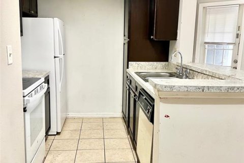 Condo in Kissimmee, Florida, 1 bedroom  № 1909428 - photo 8