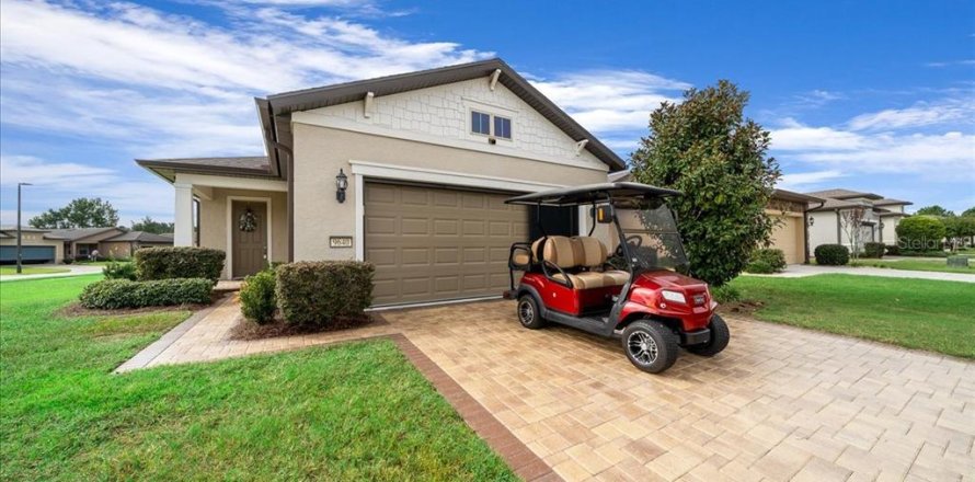 Villa ou maison à Ocala, Floride 3 chambres, 146.41 m2 № 2414923