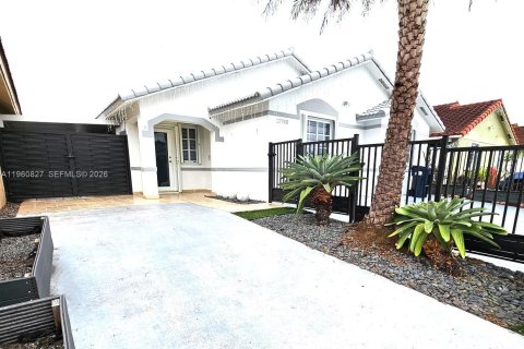 Villa ou maison à Miami, Floride 3 chambres, 109.62 m2 № 2024457