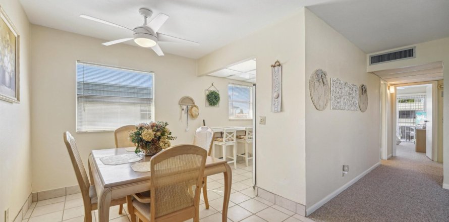 Condominio en Delray Beach, Florida, 2 dormitorios № 1091789