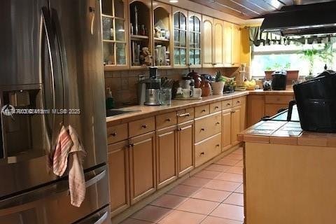 House in Miami, Florida 4 bedrooms, 301.75 sq.m. № 1497130 - photo 10