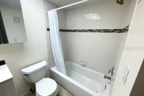 Villa ou maison à louer à Clearwater, Floride: 2 chambres, 83.61 m2 № 2148971 - photo 11