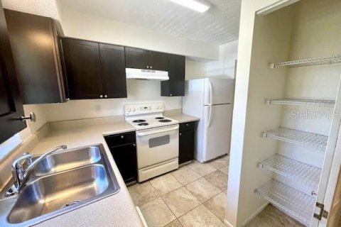 Villa ou maison à louer à Clearwater, Floride: 2 chambres, 83.61 m2 № 2148971 - photo 7