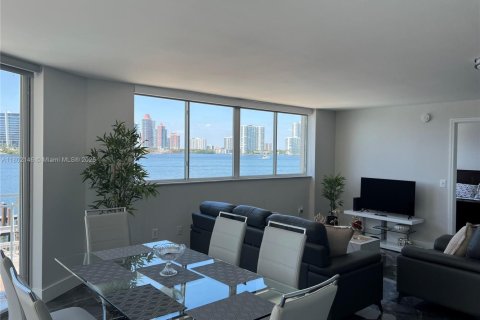 Condo in Sunny Isles Beach, Florida, 2 bedrooms  № 1862265 - photo 11