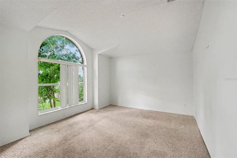 House in Orlando, Florida 4 bedrooms, 214.42 sq.m. № 2134296 - photo 12