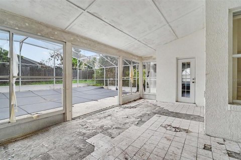 House in Orlando, Florida 4 bedrooms, 214.42 sq.m. № 2134296 - photo 25