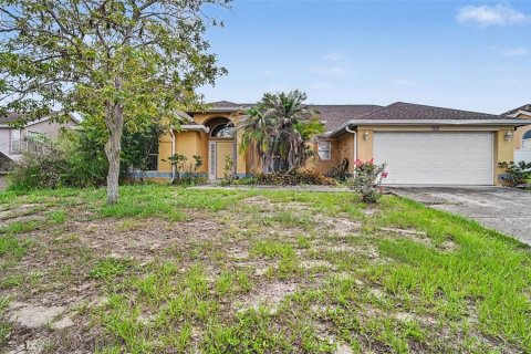 House in Orlando, Florida 4 bedrooms, 214.42 sq.m. № 2134296 - photo 3