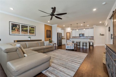 Townhouse in Palm Harbor, Florida 3 bedrooms, 215.9 sq.m. № 2198288 - photo 11