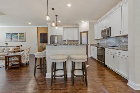 Townhouse in Palm Harbor, Florida 3 bedrooms, 215.9 sq.m. № 2198288 - photo 15