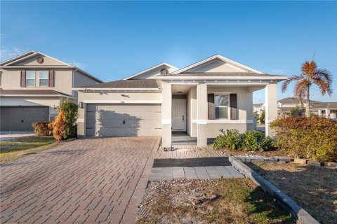 Villa ou maison à Kissimmee, Floride 4 chambres, 183.2 m2 № 2206328