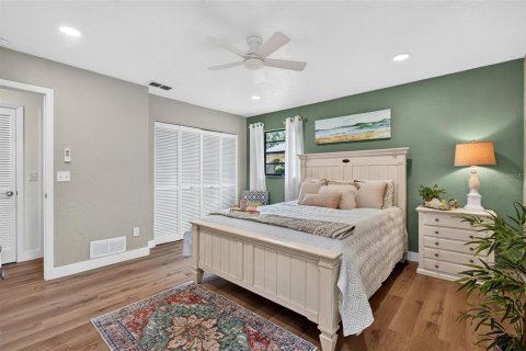House in Port Orange, Florida 3 bedrooms, 146.04 sq.m. № 2203493 - photo 29