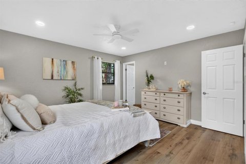 House in Port Orange, Florida 3 bedrooms, 146.04 sq.m. № 2203493 - photo 30
