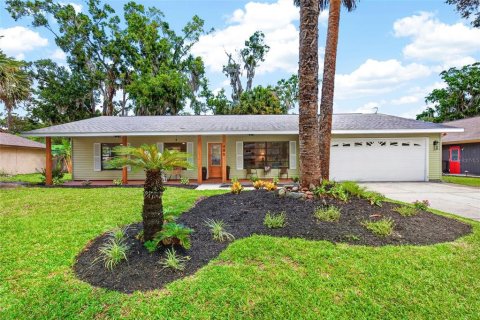 House in Port Orange, Florida 3 bedrooms, 146.04 sq.m. № 2203493
