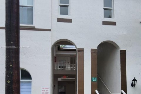 Купить кондоминиум в Мирамар, Флорида 3 спальни, 138.52м2, № 1944478 - фото 27